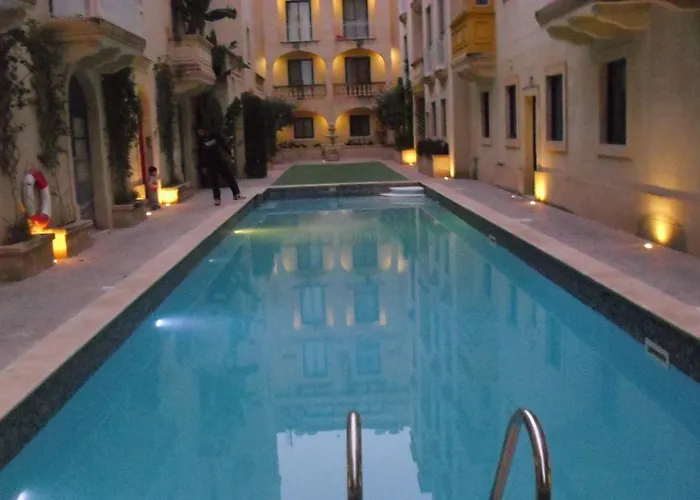 With Pool Gozo Lejlighed Għajnsielem